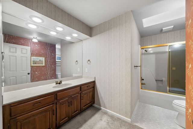 227 Crossbow Ct, Hopkinsville, KY 42240