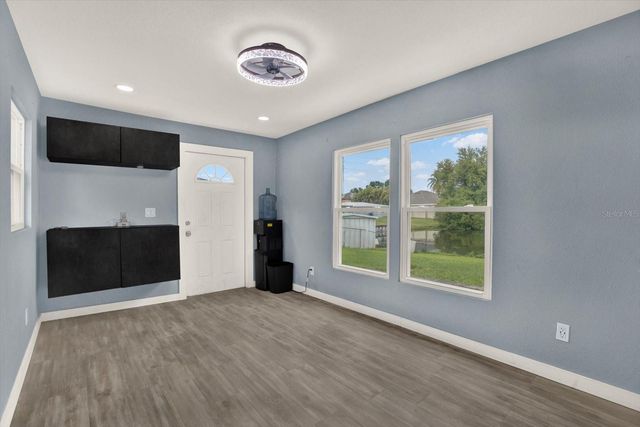 5995 BLOSSOM LAKE DRIVE, Seminole, FL 33772