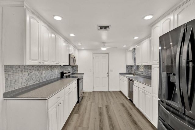 5995 BLOSSOM LAKE DRIVE, Seminole, FL 33772