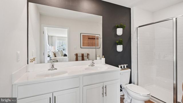 44 ROBERT DRIVE, Runnemede, NJ 08078