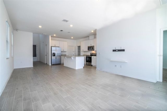 2337 TREASURE HILL STREET, Minneola, FL 34715