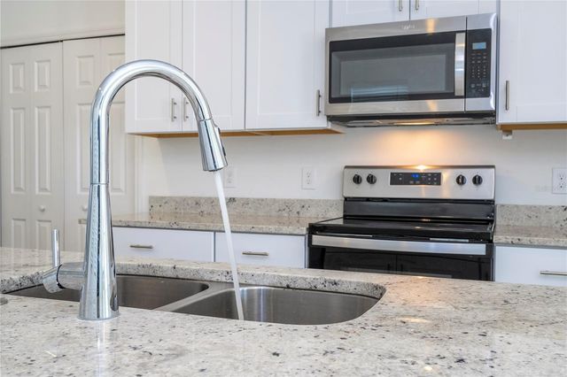 2337 TREASURE HILL STREET, Minneola, FL 34715