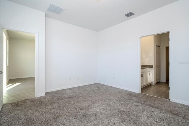 2337 TREASURE HILL STREET, Minneola, FL 34715