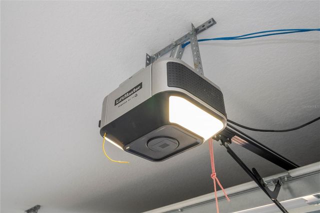 2337 TREASURE HILL STREET, Minneola, FL 34715