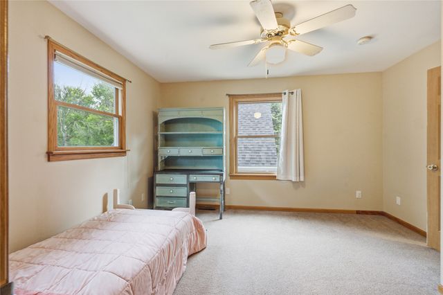 3015 40th Place, Des Moines, IA 50310