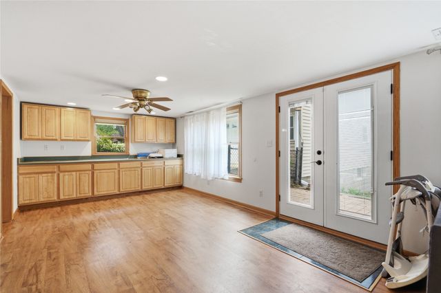 3015 40th Place, Des Moines, IA 50310
