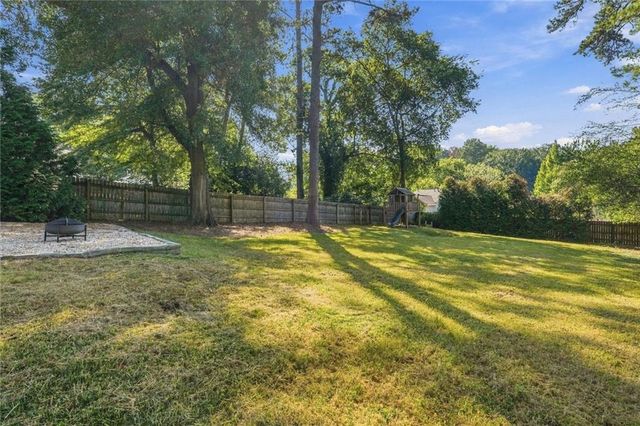 1851 Dresden Drive NE, Brookhaven, GA 30319