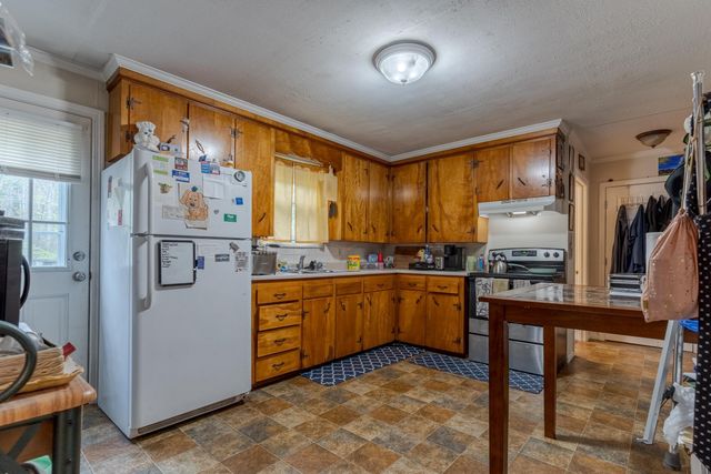 8 Patricia Street, Somersworth, NH 03878