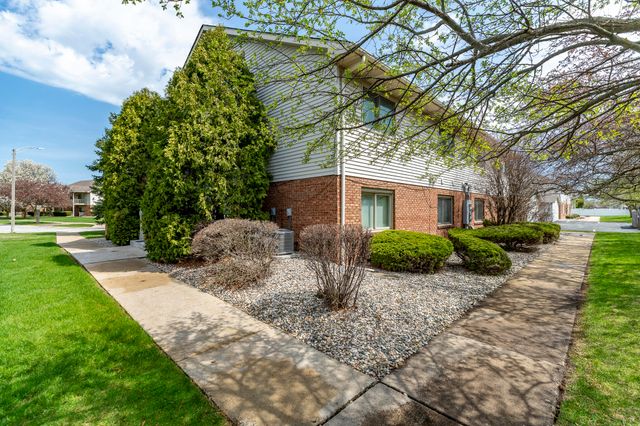 2104 Terrace Drive, Highland, IN 46322