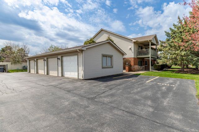 2104 Terrace Drive, Highland, IN 46322