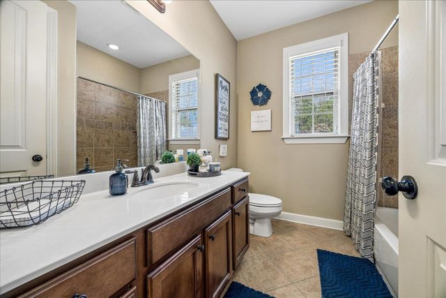 3230 BRUNSWICK VIEW CV, Bartlett, TN 38133