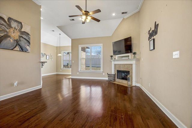 3230 BRUNSWICK VIEW CV, Bartlett, TN 38133