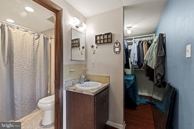 4 MARGY LN, Marlton, NJ 08053