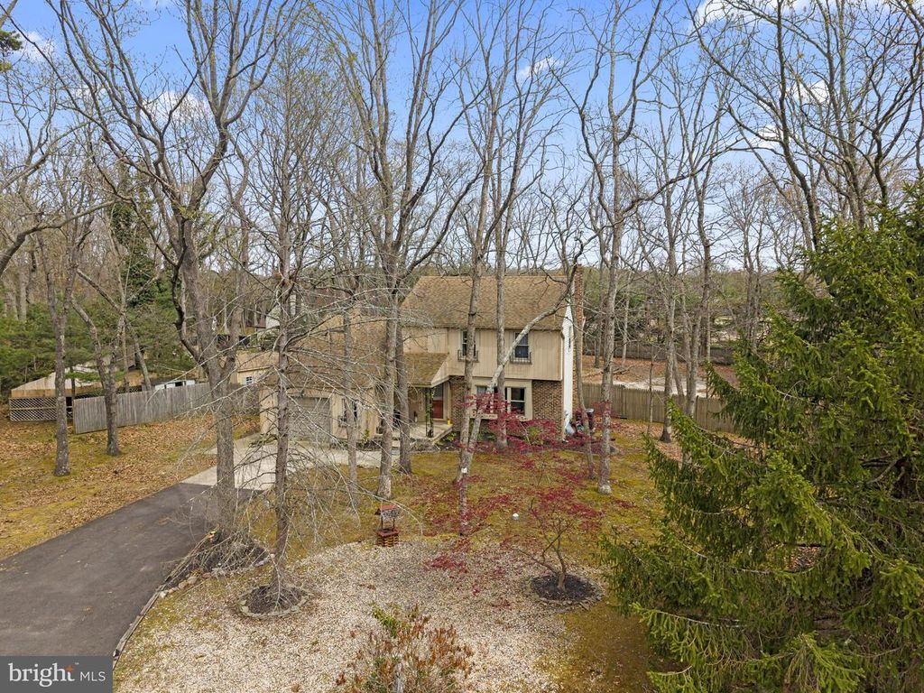 4 MARGY LN, Marlton, NJ 08053