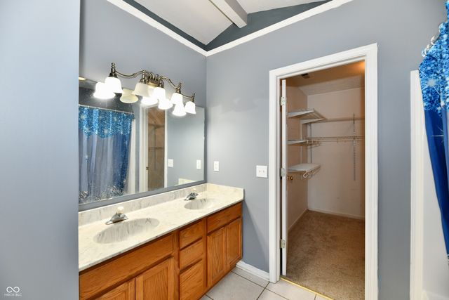 462 Paddock Road, Greenwood, IN 46142