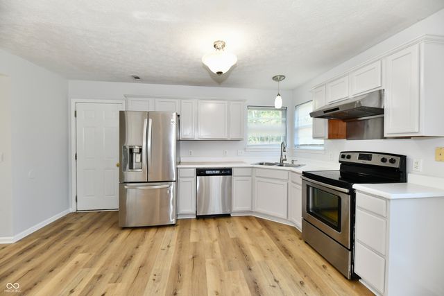 462 Paddock Road, Greenwood, IN 46142