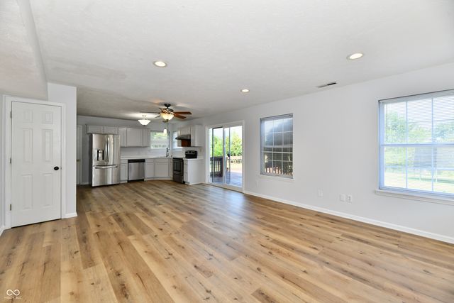 462 Paddock Road, Greenwood, IN 46142