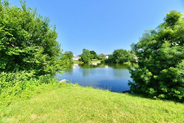 462 Paddock Road, Greenwood, IN 46142