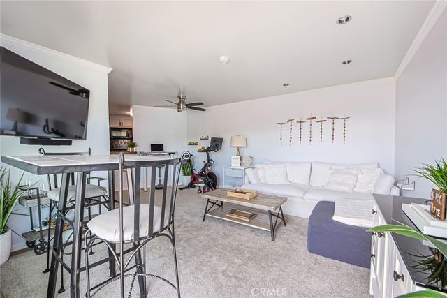 650 The Village 303, Redondo Beach, CA 90277