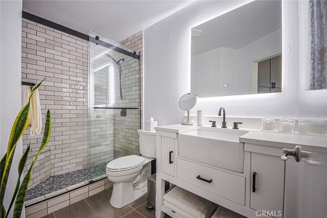 650 The Village 303, Redondo Beach, CA 90277