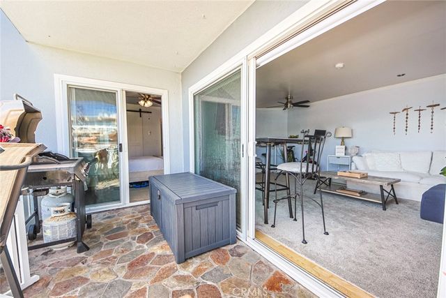 650 The Village 303, Redondo Beach, CA 90277