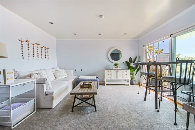 650 The Village 303, Redondo Beach, CA 90277