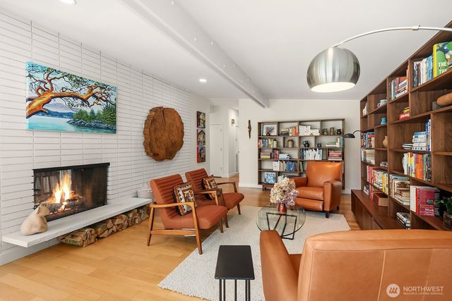 7260 W Mercer Way, Mercer Island, WA 98040
