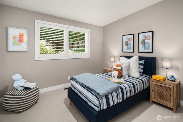 7260 W Mercer Way, Mercer Island, WA 98040