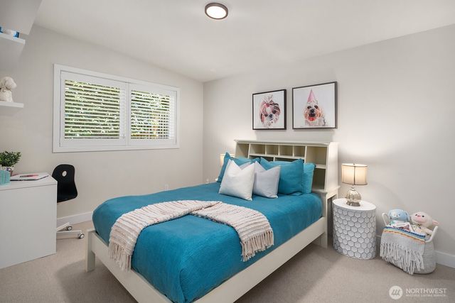 7260 W Mercer Way, Mercer Island, WA 98040
