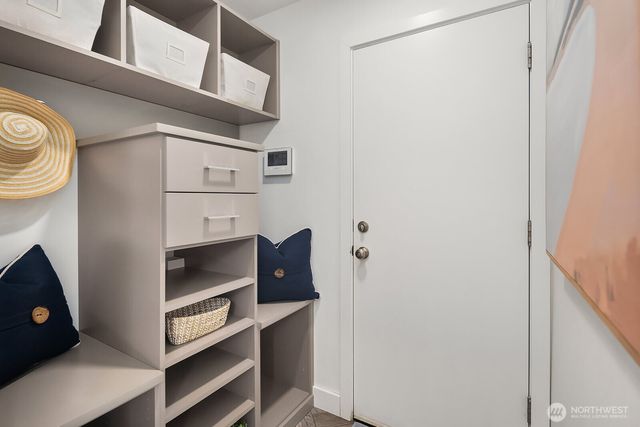 7260 W Mercer Way, Mercer Island, WA 98040
