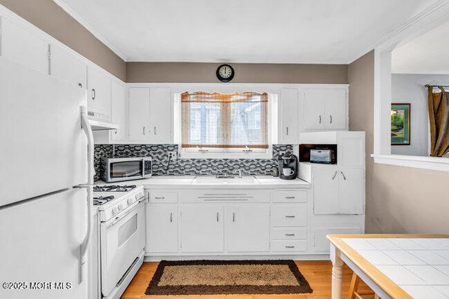 1104 Dunlewy Street, Asbury Park, NJ 07712