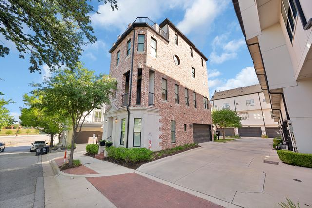406 Mills Street, Fort Worth, TX 76102