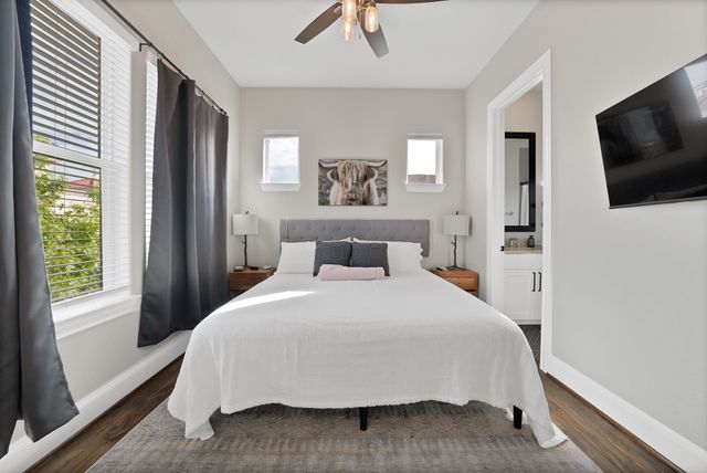406 Mills Street, Fort Worth, TX 76102