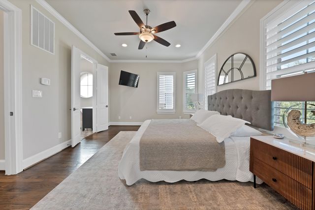 406 Mills Street, Fort Worth, TX 76102