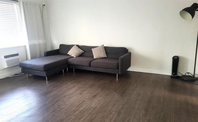 2250 Bay Drive 3, Miami Beach, FL 33141