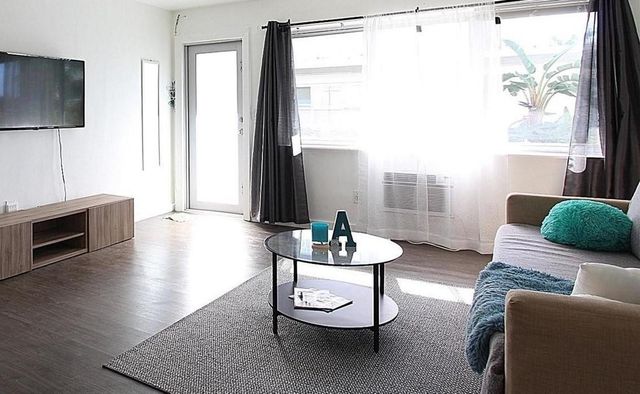 2250 Bay Drive 3, Miami Beach, FL 33141