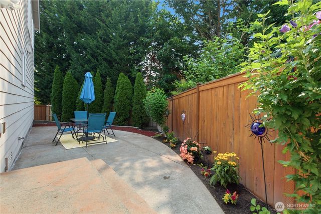 18411 SE 242nd Ct, Covington, WA 98042