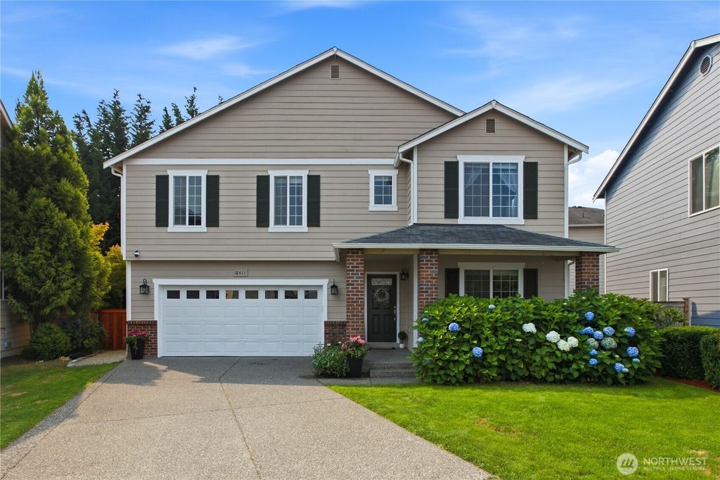 18411 SE 242nd Ct, Covington, WA 98042