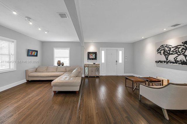 5850 SW 47 ST -, Miami, FL 33155