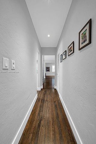 5850 SW 47 ST -, Miami, FL 33155