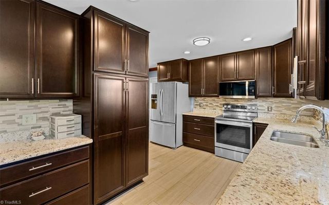 105 Peach Orchard Drive, Greensboro, NC 27455
