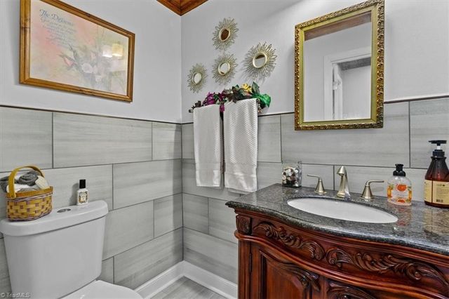 105 Peach Orchard Drive, Greensboro, NC 27455