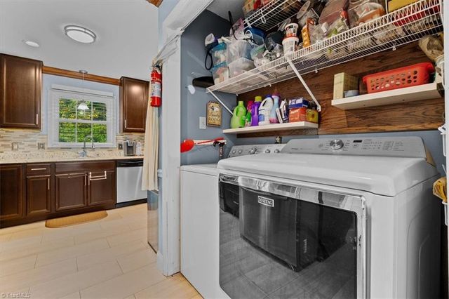 105 Peach Orchard Drive, Greensboro, NC 27455