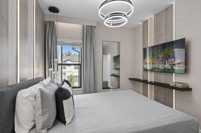 10424 EBB TIDE LANE, Orlando, FL 32821