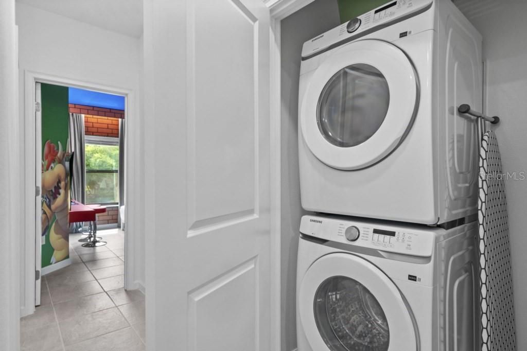 Image 40 of property listing at 10424 EBB TIDE LANE, Orlando, FL 32821