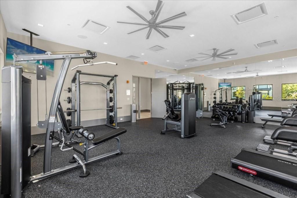 Image 57 of property listing at 10424 EBB TIDE LANE, Orlando, FL 32821