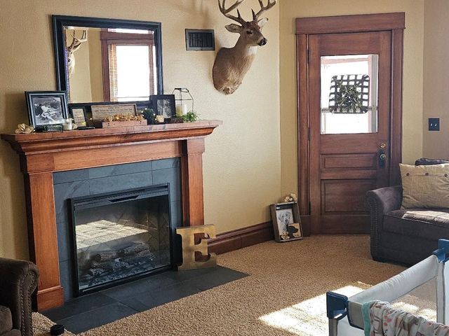 1808 8th Avenue, Belle Plaine, IA 52208