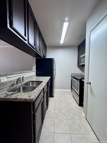 4803 Hamilton Wolfe Rd Apt 604, San Antonio, TX 78229