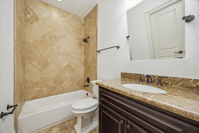 5411 Gibson Street, Houston, TX 77007