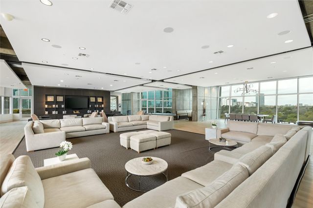 5925 Almeda Road 11501, Houston, TX 77004